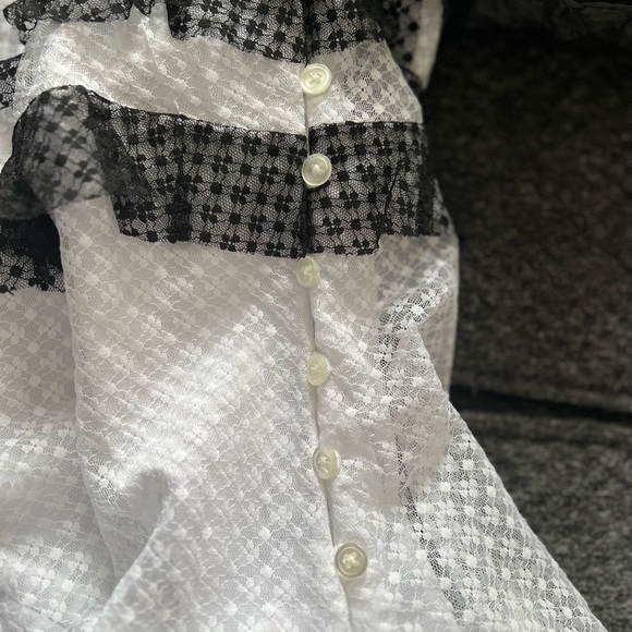 Milly white top, size S, new with tag, with buttons on the side. - Picture 6 of 6